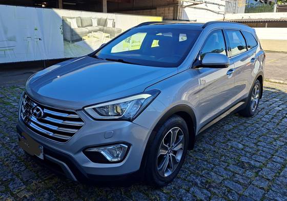 HYUNDAI GRAND SANTA FÉ 3.3 MPFI V6 4WD GASOLINA 4P AUTOMÁTICO